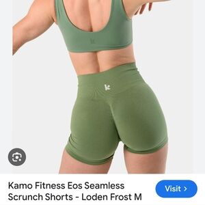 Kamo Fitness Eos Scrunch Seamless Shorts (L)